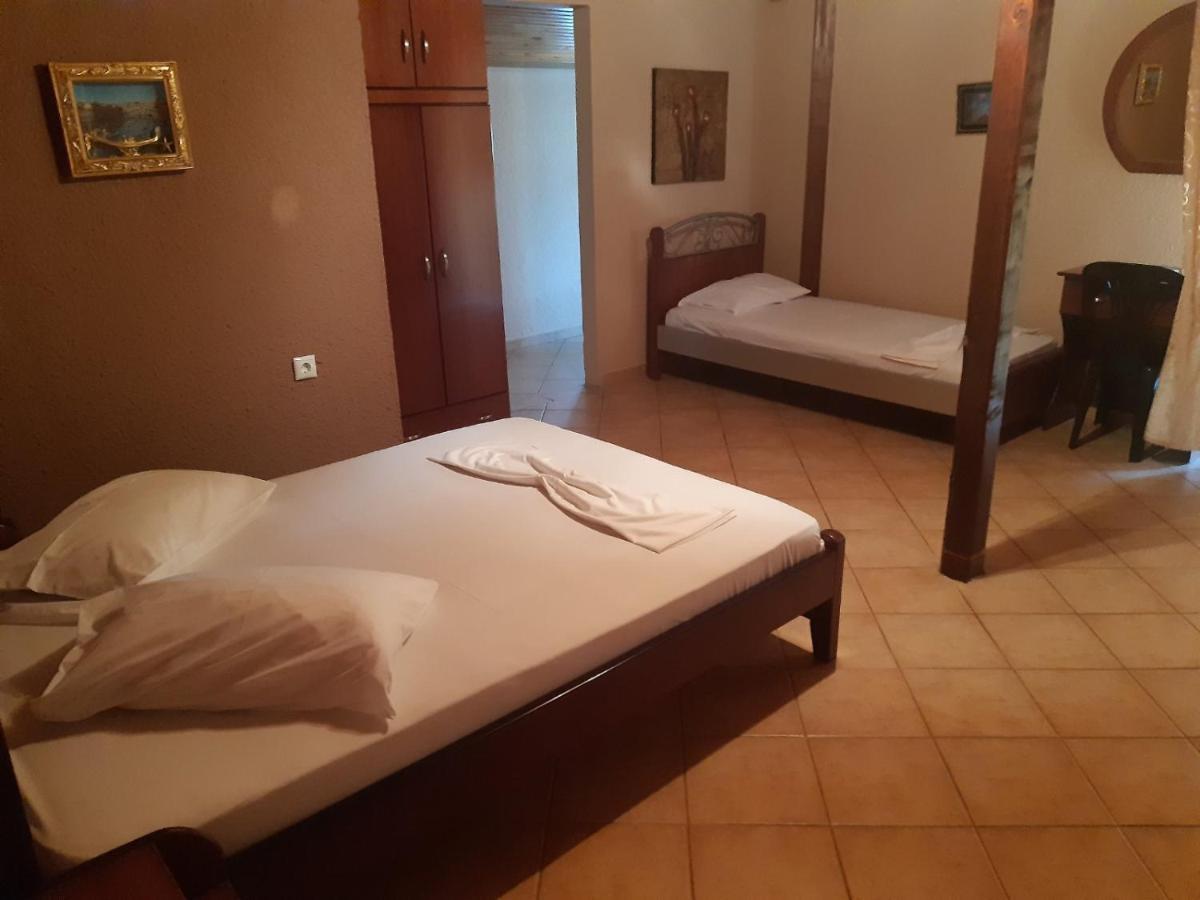 Dora Sarti Hotel Buitenkant foto