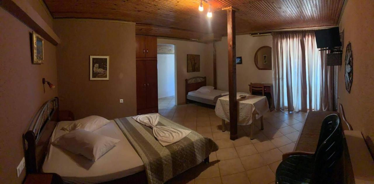 Dora Sarti Hotel Buitenkant foto