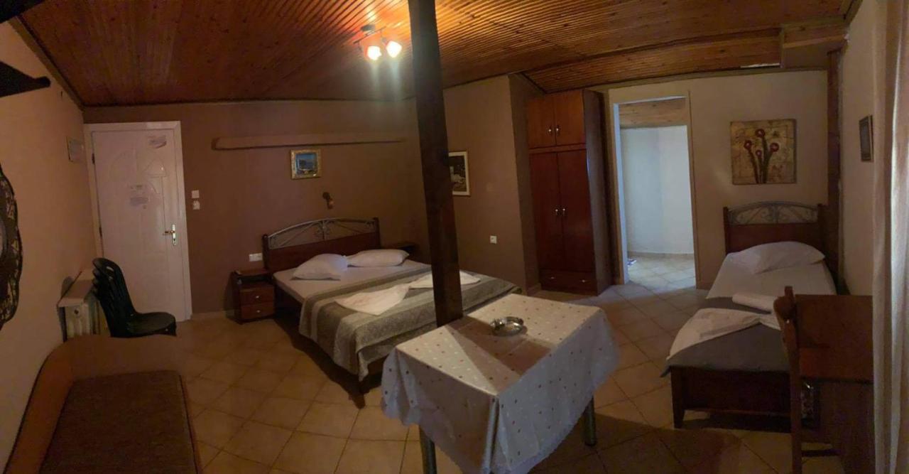Dora Sarti Hotel Buitenkant foto