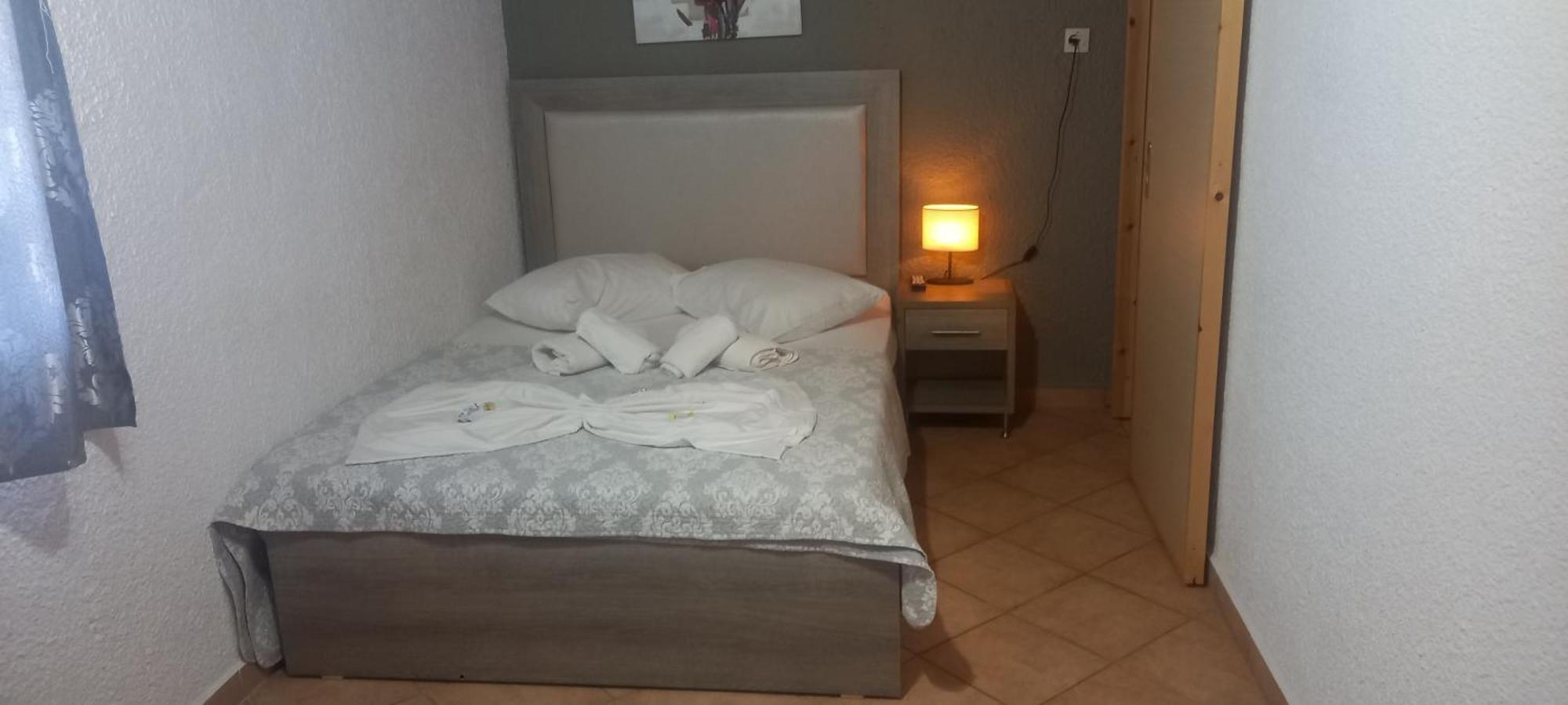 Dora Sarti Hotel Buitenkant foto